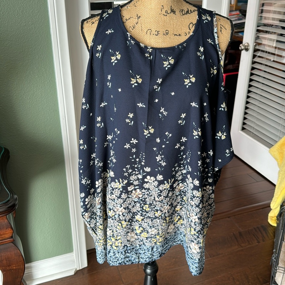 NWT Arianna open shoulder top
